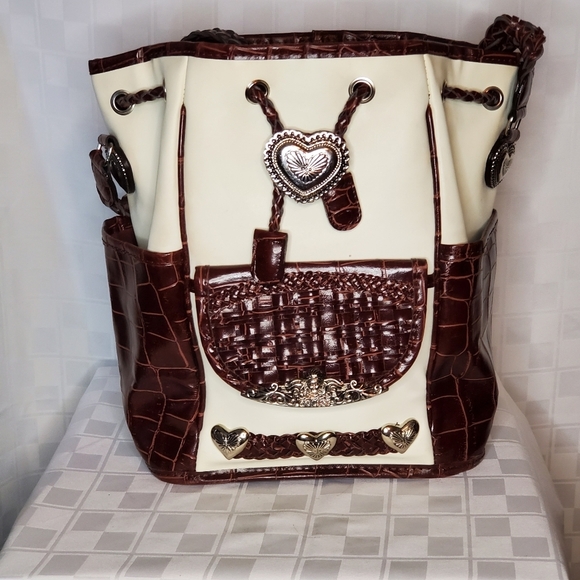 Handbags - Large Bucket Purse